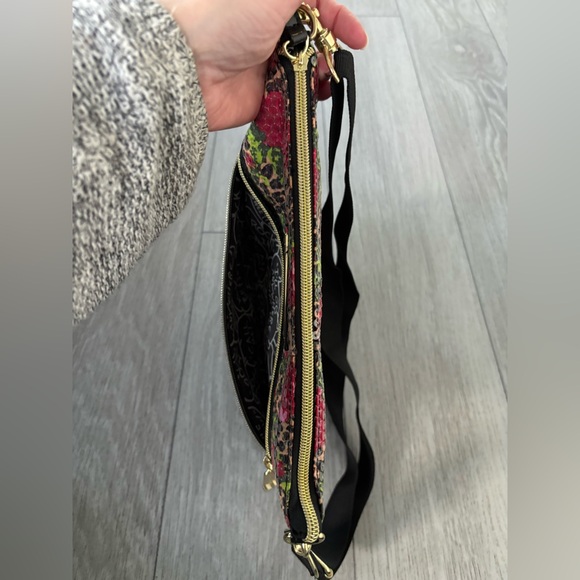 Betsey Johnson - bag with floral print and sequins. EUC! - Picture 9 of 11